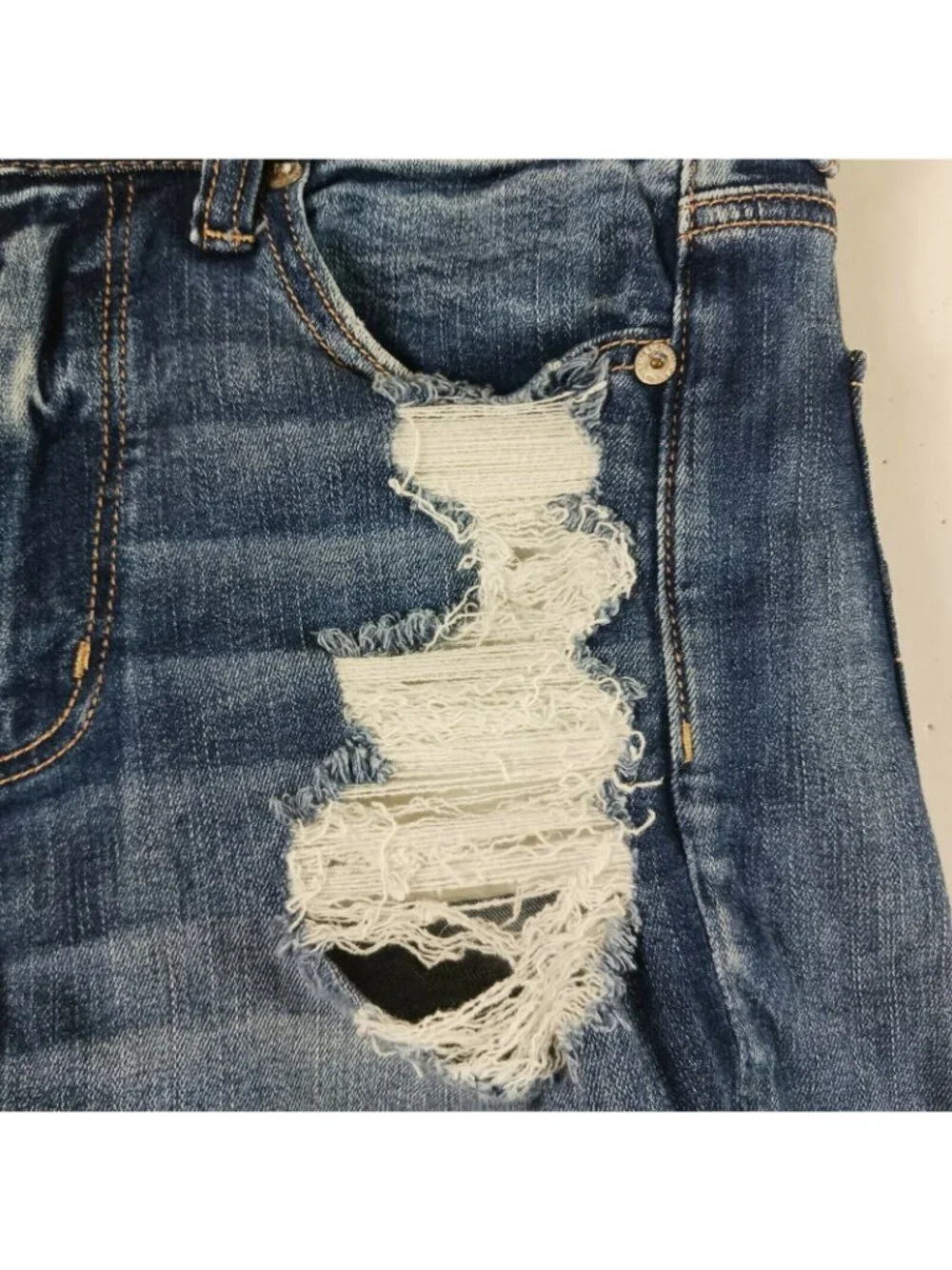 American Eagle Next Level Stretch Denim Shorts Womens 6 Blue 27x4 Distressed Boh
